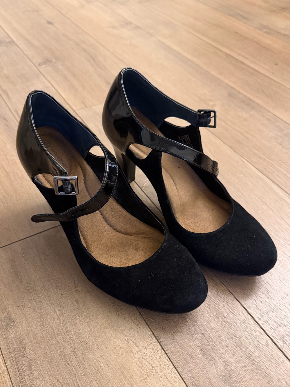 Giani Bernini Classic Black Mary Jane Heels